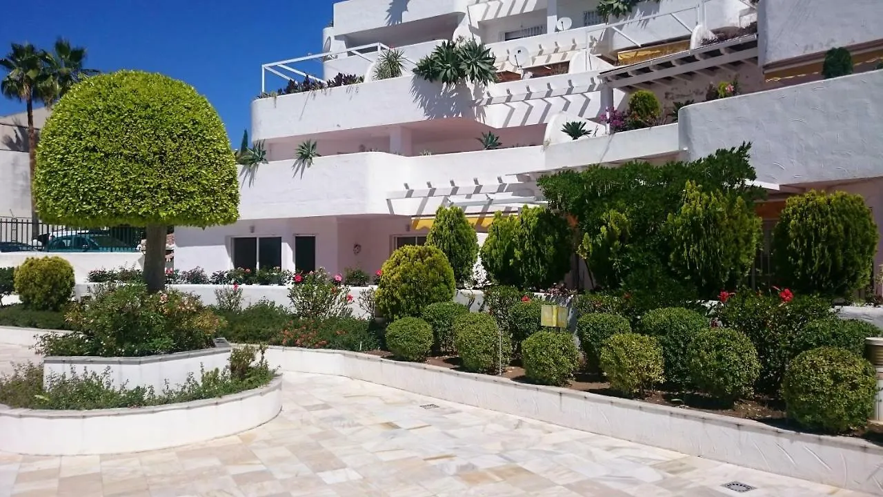 Luxury Two Bed Apartment In El Dorado, Puerto Banus Marbella