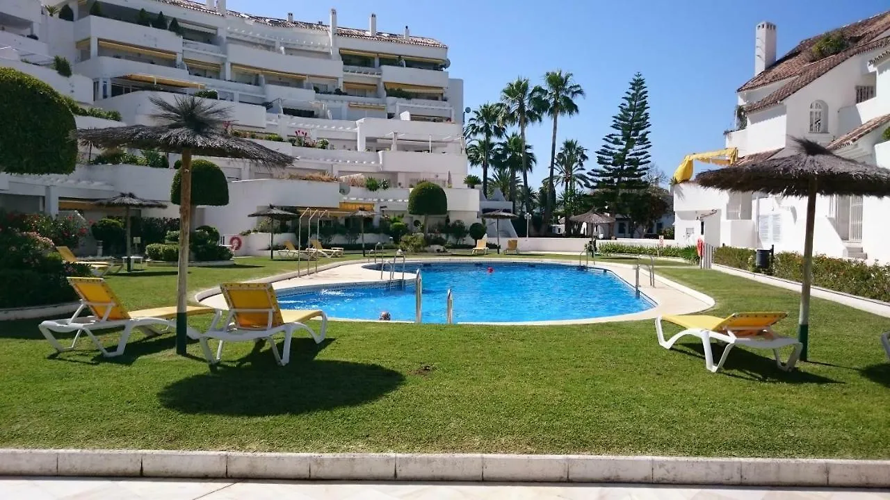 Luxury Two Bed Apartment In El Dorado, Puerto Banus Marbella